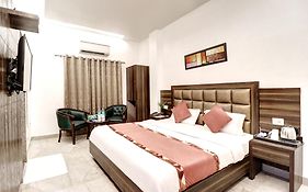 Hotel Emporio Dx - New Delhi Railway Station - Paharganj